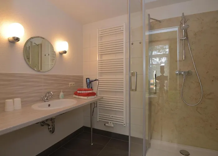 Parkhotel Ebersdorf Bed & Breakfast 3*